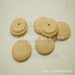 前调由柏树和香根草构成