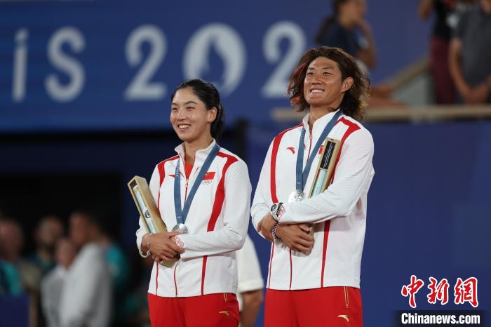 巴黎奥运会双喜临门：张之臻松弛但不松懈的银
