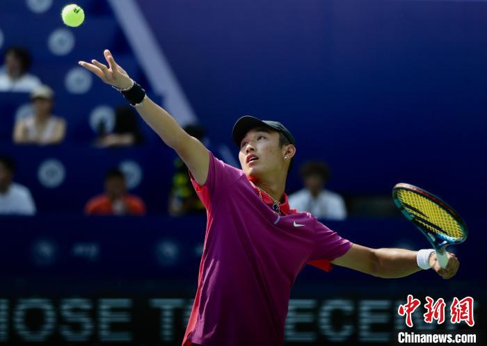 成都ATP250焦点战:商竣程双盘击败锦织圭,向‘