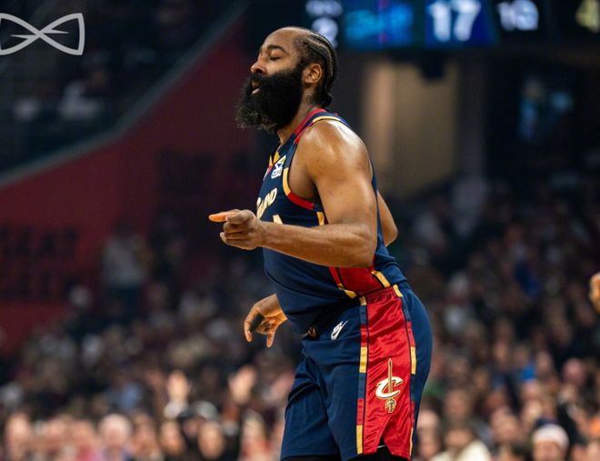 哈登独木难支骑士惨败绿军 球队内线短板暴露