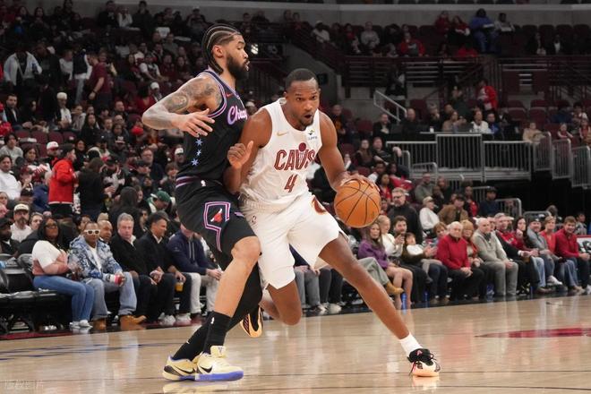 哈登36+7+9率骑士客场险胜公牛