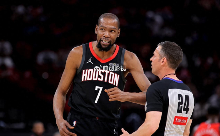 火箭险胜鹈鹕暴露战术短板 杜兰特关键时刻拯救