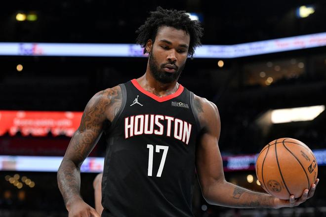 火箭迎战76人关键战 决胜排名归属